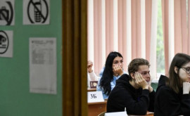 Guvernul de la Kiev anunță că ar putea redeschide mai multe instituții de învîțămînt