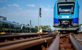 В Германии запустили первые в мире пассажирские поезда на водородном топливе