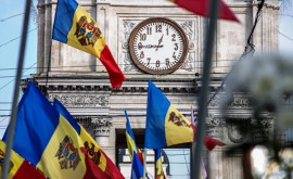 Primii paşi ai Moldovei pe calea independenţei