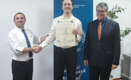 Maxim Masiutin a primit o diploma dublă în securitate cibernetică