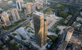 În China a fost construit cel mai răsucit zgîrienori din lume 