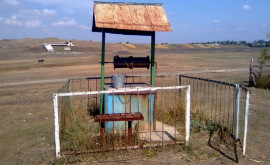 Вода из 97 колодцев в Молдове непригодна для питья