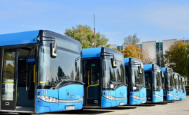 Pe străzile din Chișinău vor apărea autobuze articulate din Suedia 