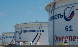 Statele Unite au decis să atenueze plafonul prețului petrolului rusesc