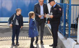 Волнующий момент Заключенная бельцкой тюрьмы увиделась со своими детьми