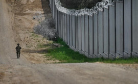 Polonia a anunțat începerea construcției unui gard la granița cu Rusia