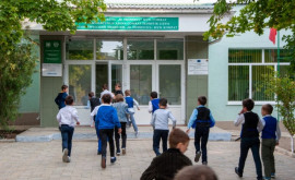 Zeci de şcoli din UTA GagauzYeri au fost modernizate