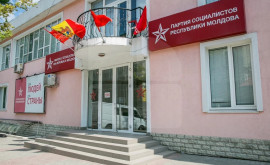 Procurorii anticorupție au descins cu percheziții la sediul PSRM