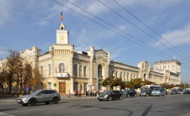 Primăria Chișinău anunță scoaterea la licitație a 30 de locuri pentru gherete