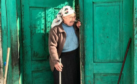 Старики в селах Молдовы не знают как переживут холодный сезон