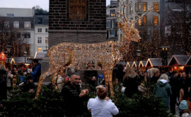 Энергетический кризис уменьшил количество лампочек на рождественских ярмарках в Европе