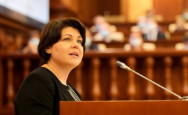 Natalia Gavrilița în plenul Parlamentului solicită prelungirea stării de urgență