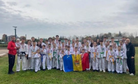 Mîndria țării sportivii de taekwondo au adus zeci de medalii de la un turneu