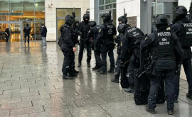 В Дрездене неизвестный захватил заложников в торговом центре