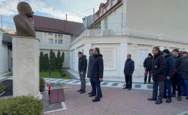 В Кишиневе почтили память Гейдара Алиева