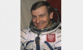 Умер первый польский космонавт Мирослав Гермашевский