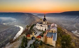На каждый доллар потраченный иностранным туристом в Молдове молдаване тратят 8 долларов за границей