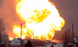 Un puternic incendiu la un gazoduct rusesc filmat 