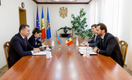 Руководство Таможенной службы провело встречу с послом Азербайджана в Молдове