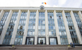 Parlamentul a luat act de cererile de demisie depuse de Dumitru Alaiba și Adrian Băluțel