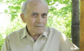 A decedat jurnalistul și scriitorul Alexandru Donos