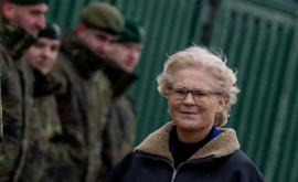 Cancelarul german a acceptat demisia ministrului apărării