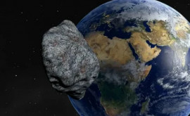 Un asteroid de dimensiunea Titanicului va trece pe lîngă Pămînt