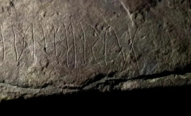 Cea mai veche piatră runică din lume descoperită în Norvegia