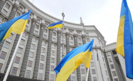 В Украине запретили выезд чиновников за границу