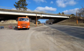Au început lucrările de reparație capitală a podului din apropierea orașului Cricova