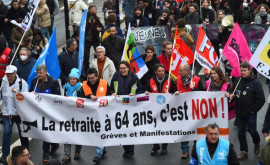 Senatul francez a adoptat reforma pensiilor în ciuda protestelor de amploare