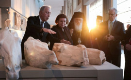 Ватикан возвращает фрагменты скульптуры Парфенона 