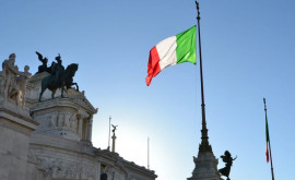 Italia vrea să interzică alimentele cultivate artificial
