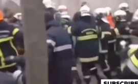 În Franța au avut loc ciocniri între poliție și pompieri