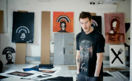 O creaţie a artistului stradal Banksy vîndută cu o sumă record 