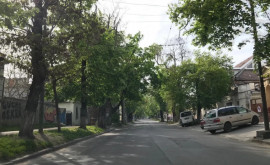 Пустые улицы в первый день Пасхи в столице