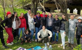 Экоактивисты в День Земли очистили от мусора еще один участок Кишинева