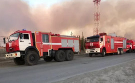 Incendiu de proporții în Rusia Sute de clădiri au fost distruse 