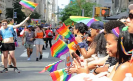 Каждый четвертый старшеклассник в США относит себя к ЛГБТ 