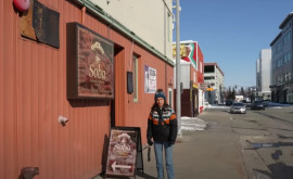  O moldoveancă a spart gheața cu primul restaurat la polul frigului Ala a adus soba în Alaska