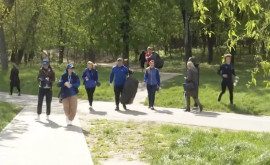 В Кишиневе прошла экологическая акция волонтеры собрали десятки мешков мусора 