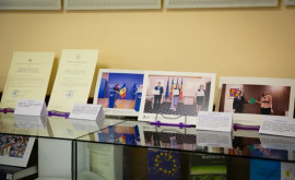 Relațiile dintre Moldova și Uniunea Europeană expoziție la Parlament