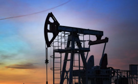 Prețurile globale ale petrolului în scădere