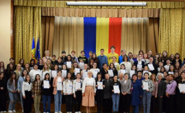 40 учеников стали призерами олимпиады по русскому языку и литературе