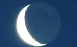 В эти выходные земляне смогут наблюдать уникальное пепельное свечение Луны
