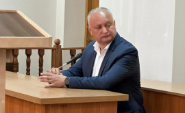 Igor Dodon rămîne sub control judiciar
