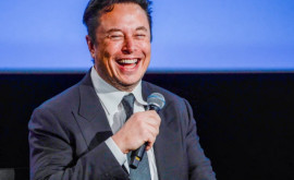 Elon Musk este din nou cel mai bogat om din lume 
