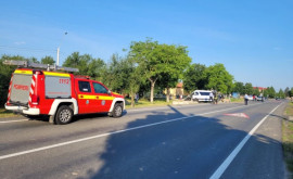 Microbuz de pe ruta Moldova Germania răsturnat în șanț