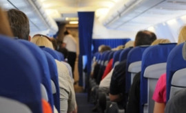 Стюардесса задержала рейс угрозой о бомбе чтобы отомстить бывшему возлюбленному