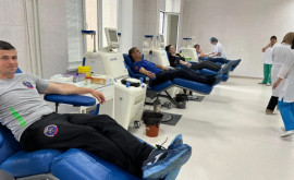 Salvatorii și pompierii din toată țară au donat sînge pentru a salva vieți omenești